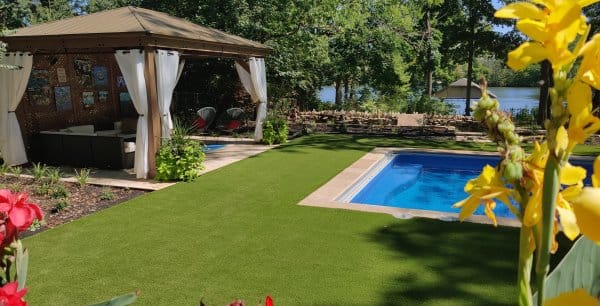 SYNLawn-Columbus-Ohio-artifical-grass-pool (2) SYNLawn-Columbus-Ohio-artifical-grass-pool (2)